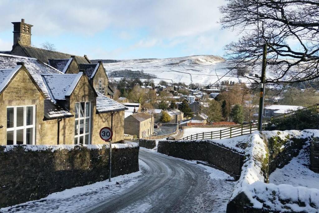 Charming, Wonderfully Cosy One Bedroom Apartment Giggleswick 外观 照片